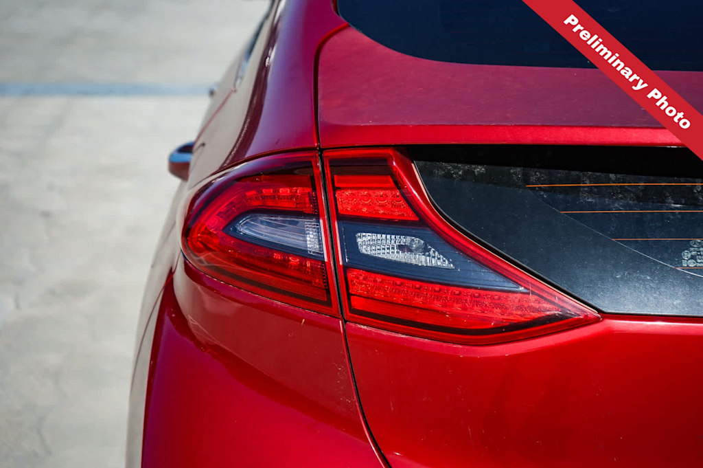 Thumbnail: 2019 Hyundai Ioniq - 17