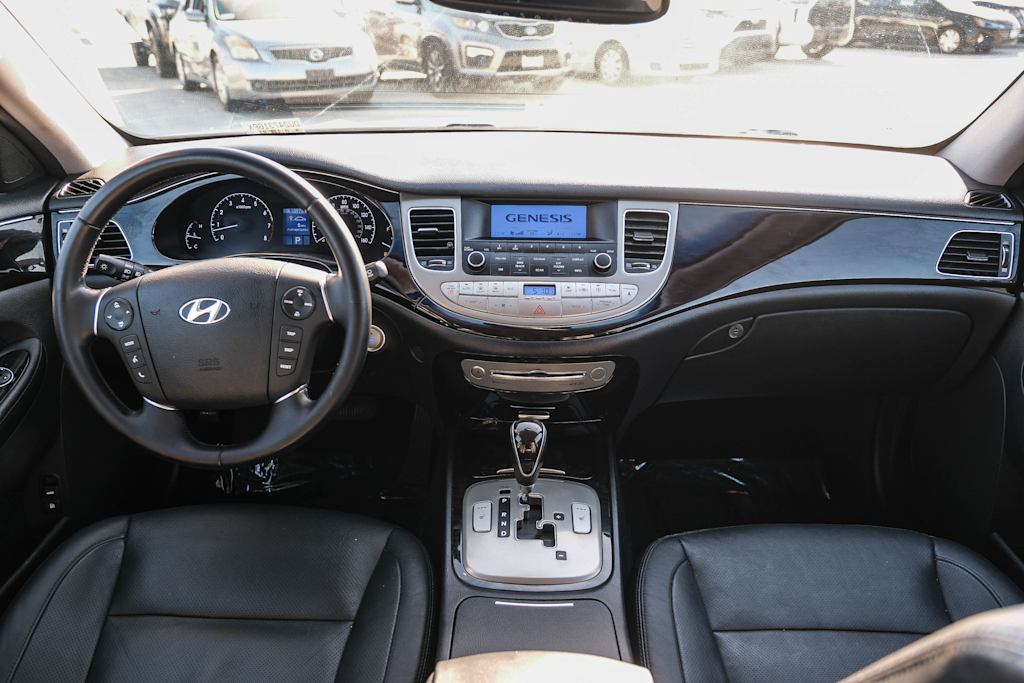 Thumbnail: 2013 Hyundai Genesis - 2
