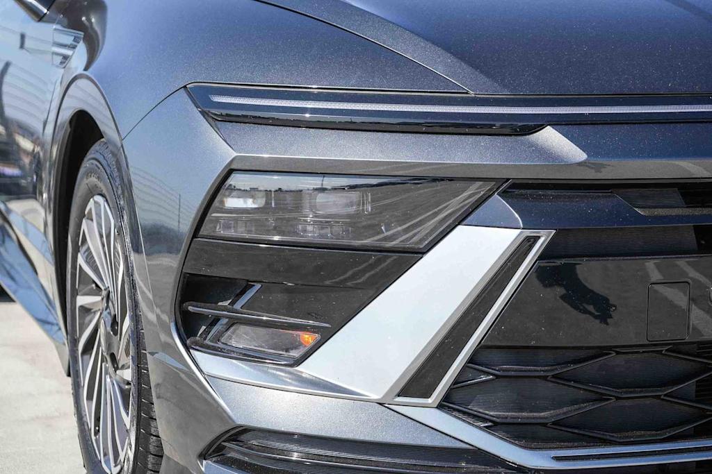 Thumbnail: 2025 Hyundai Sonata - 17