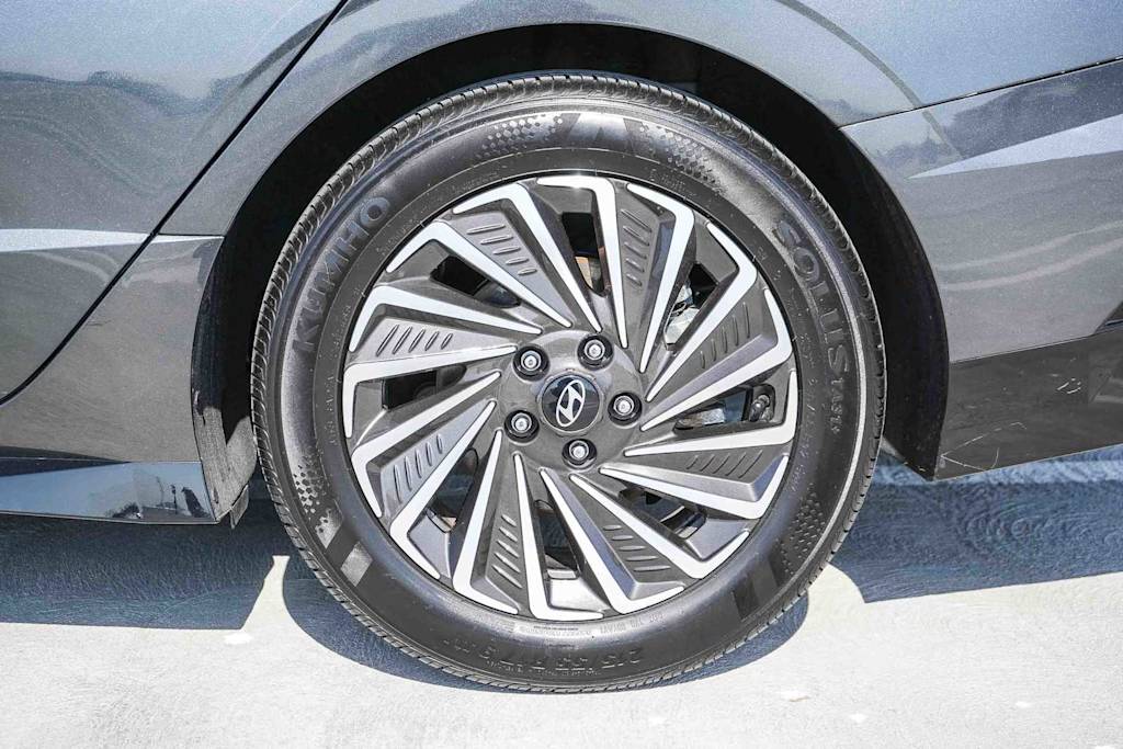 Thumbnail: 2025 Hyundai Sonata - 6