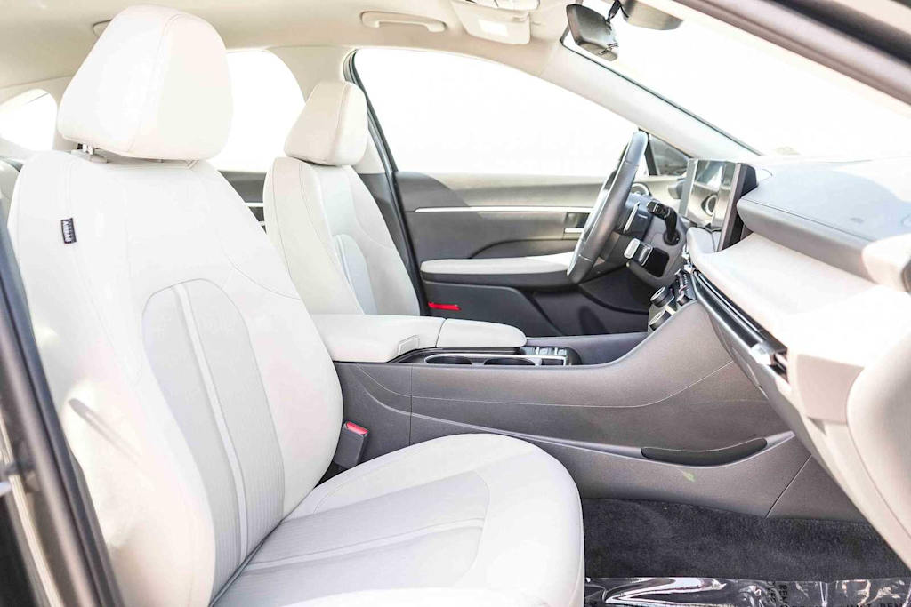 Thumbnail: 2025 Hyundai Sonata - 9