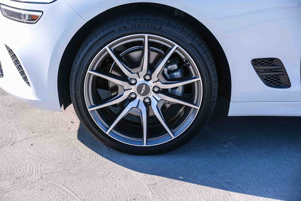 Thumbnail: 2023 Genesis G70 - 20