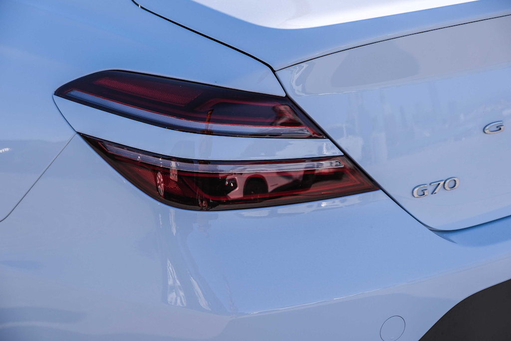 Thumbnail: 2023 Genesis G70 - 6