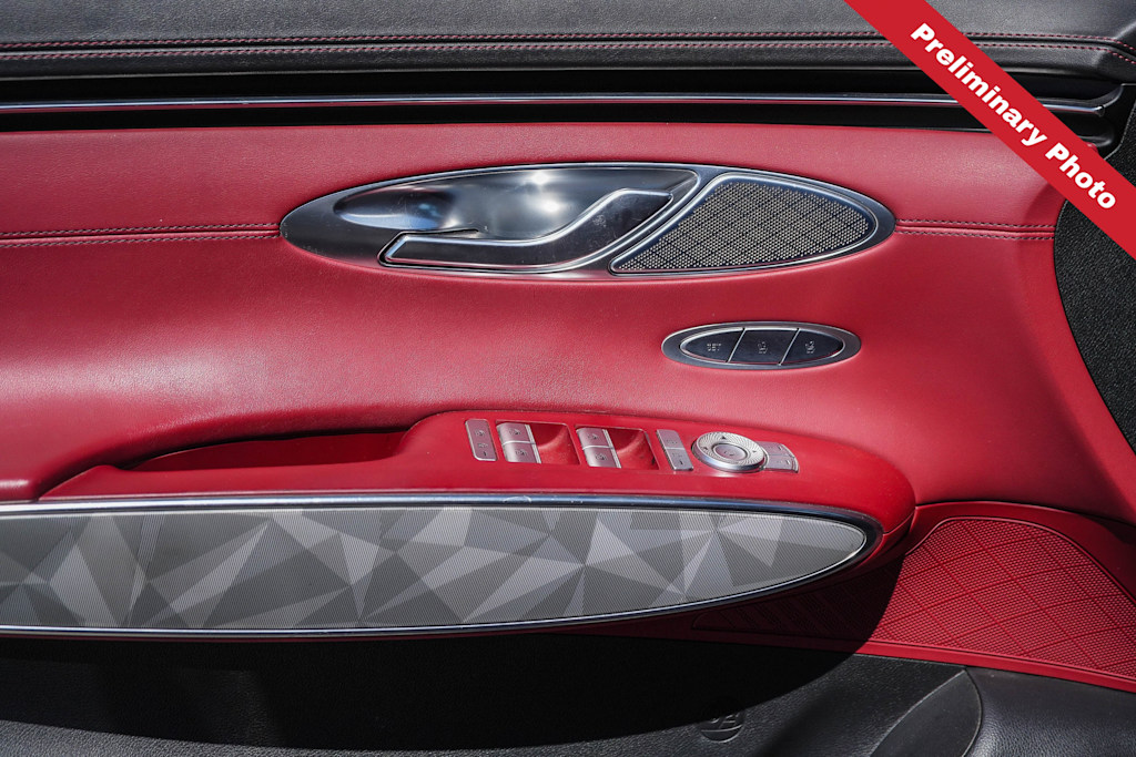 Thumbnail: 2022 Genesis GV70 - 18