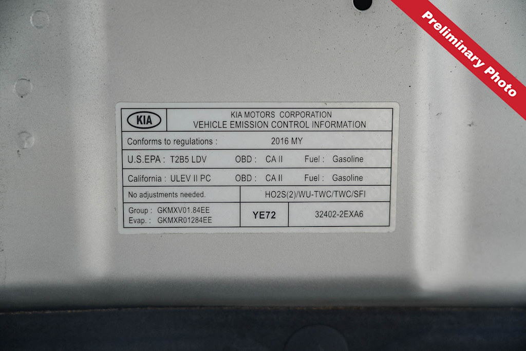 Thumbnail: 2016 Kia Forte - 14