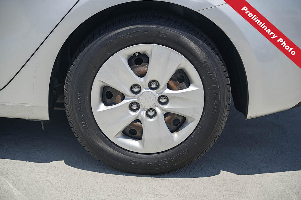Thumbnail: 2016 Kia Forte - 7