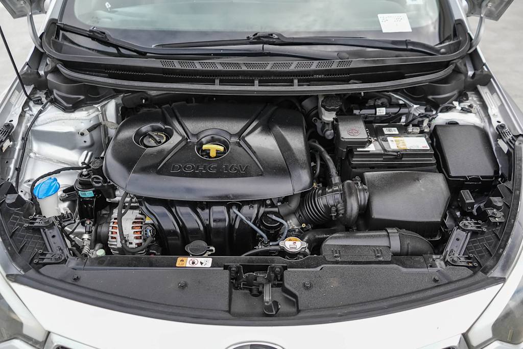 Thumbnail: 2016 Kia Forte - 7
