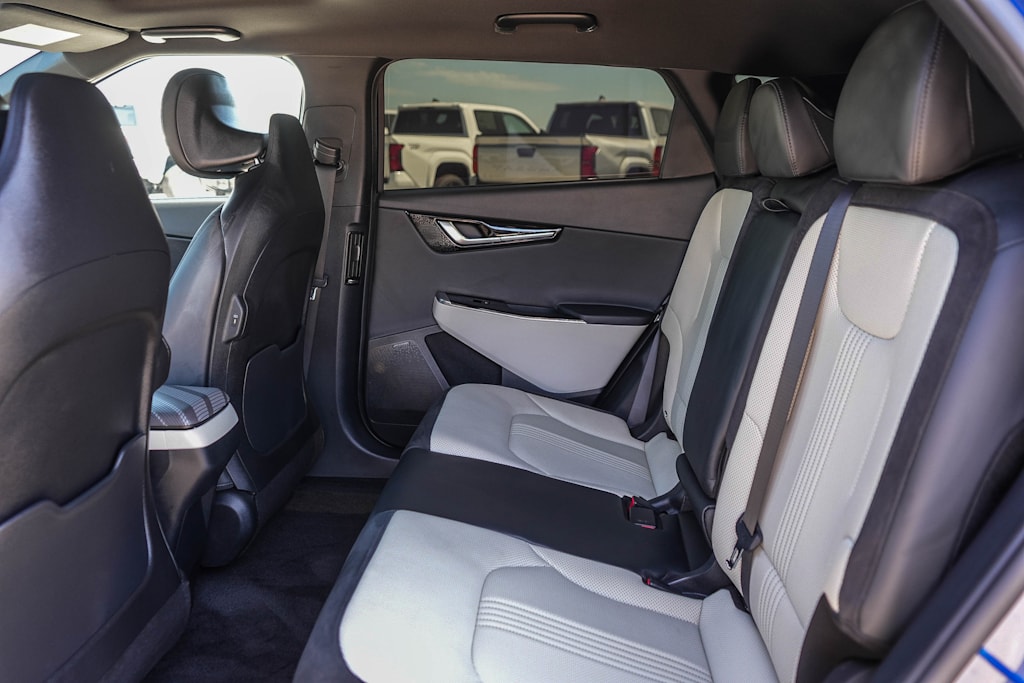 Thumbnail: 2023 Kia EV6 - 11