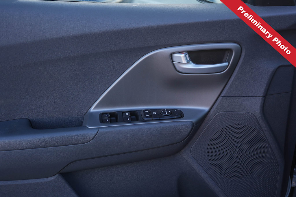 Thumbnail: 2019 Kia Niro - 19