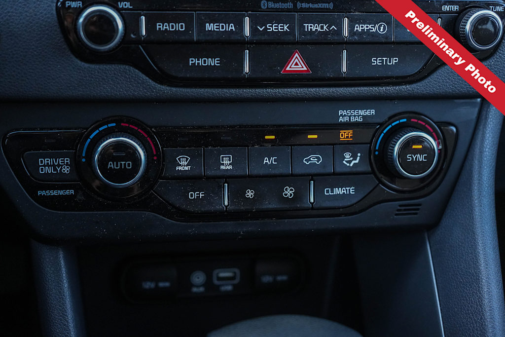 Thumbnail: 2019 Kia Niro - 21
