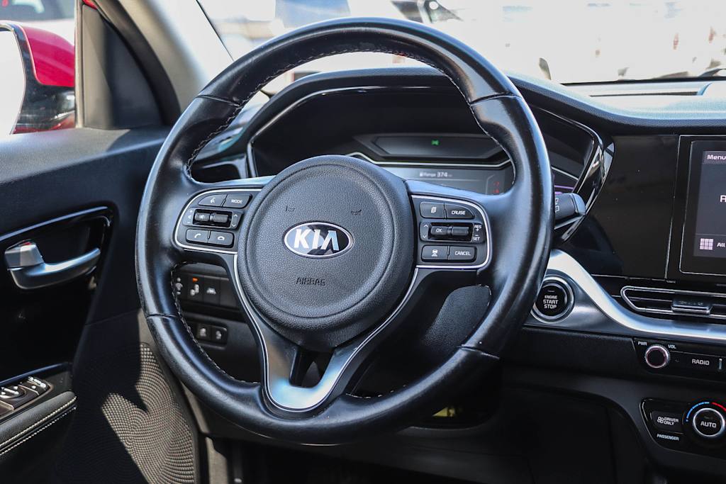 Thumbnail: 2020 Kia Niro - 9