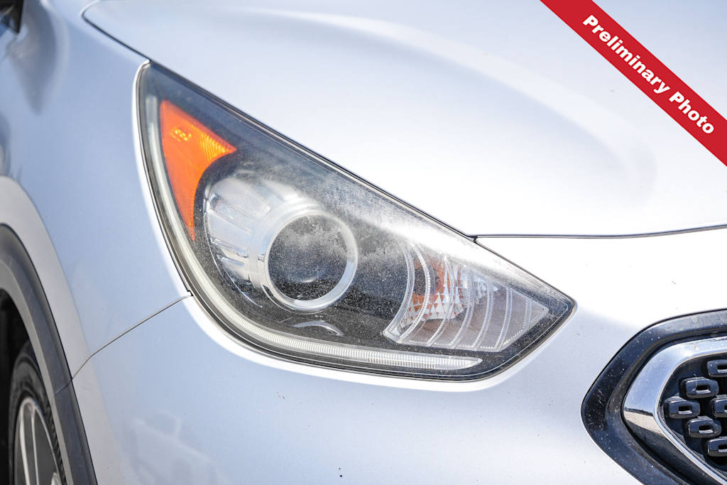 Thumbnail: 2017 Kia Niro - 14