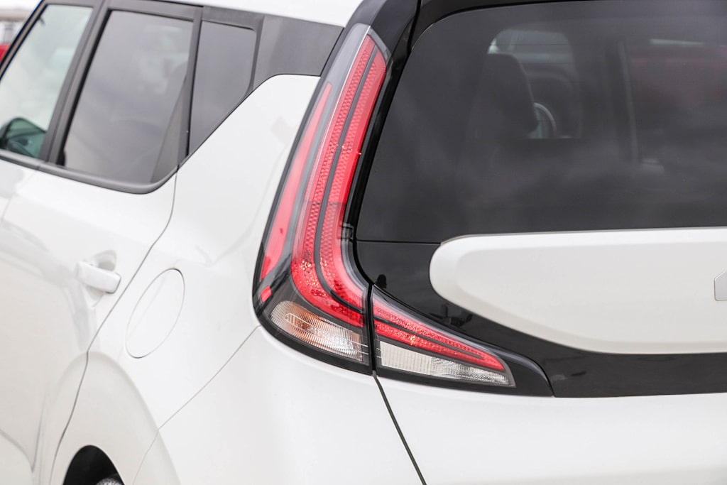 Thumbnail: 2023 Kia Soul - 20