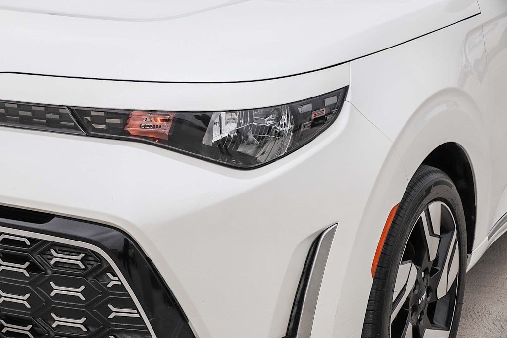 Thumbnail: 2023 Kia Soul - 17