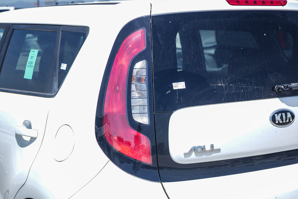 Thumbnail: 2017 Kia Soul - 17