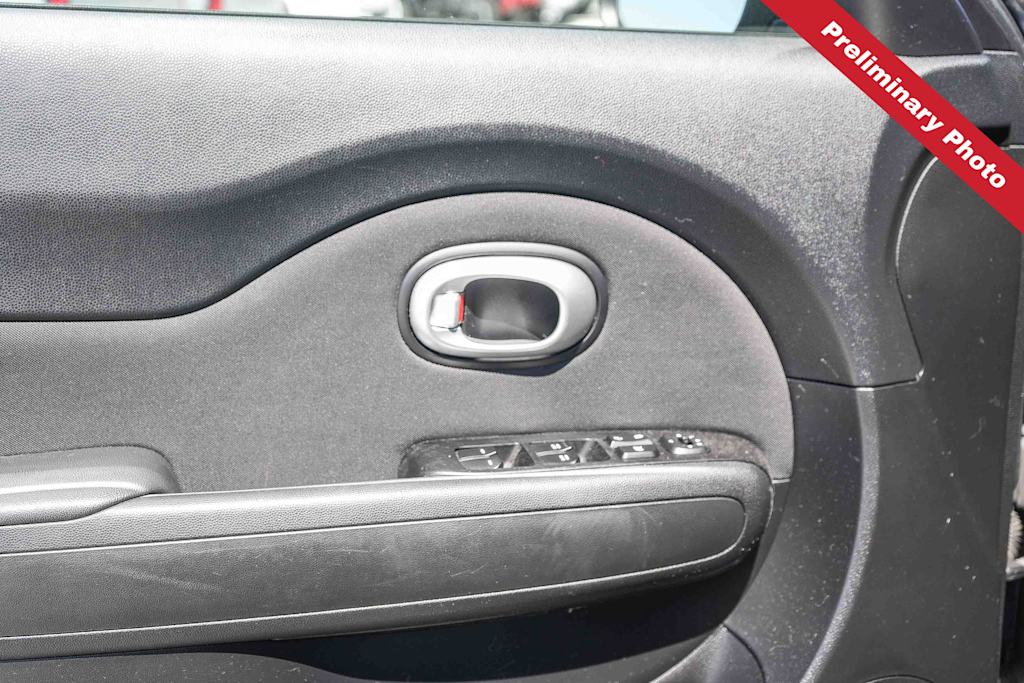 Thumbnail: 2014 Kia Soul - 19
