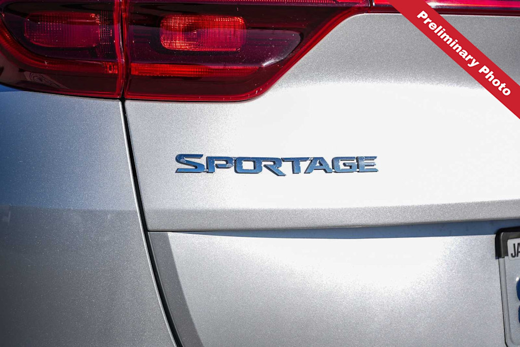 Thumbnail: 2021 Kia Sportage - 17