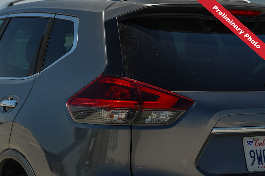 Thumbnail: 2018 Nissan Rogue - 6