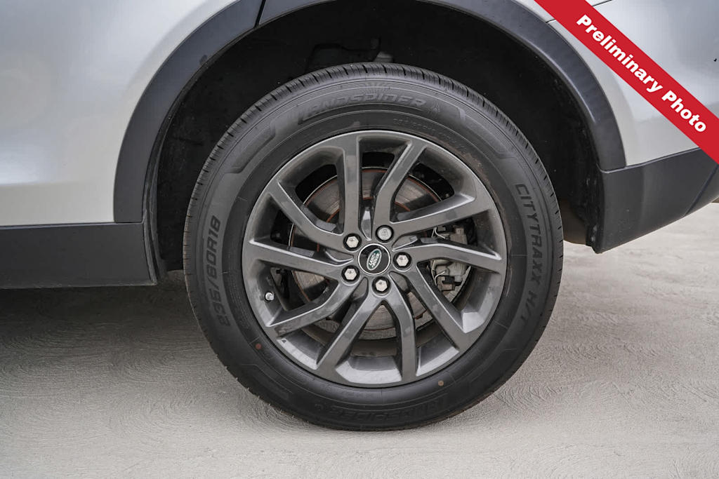 Thumbnail: 2019 Land Rover Discovery Sport - 7