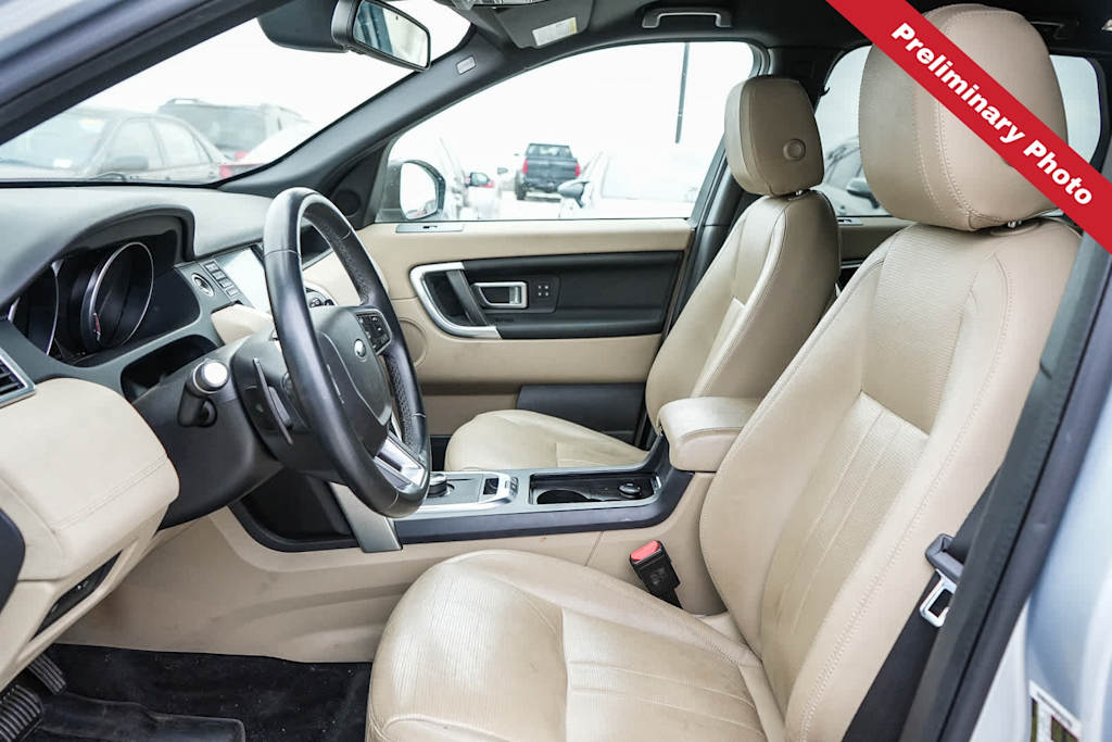 Thumbnail: 2019 Land Rover Discovery Sport - 8