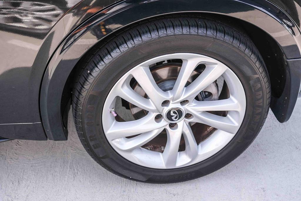 Thumbnail: 2019 INFINITI QX30 - 5