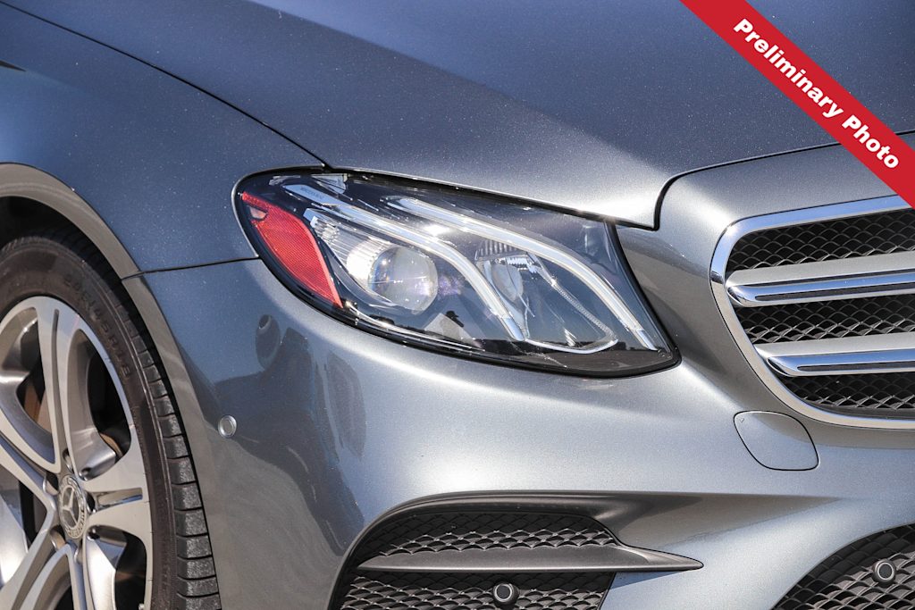 Thumbnail: 2020 Mercedes-Benz E-Class - 14