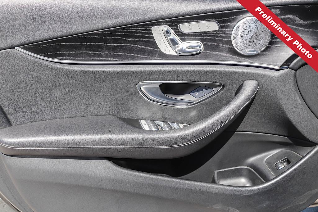 Thumbnail: 2020 Mercedes-Benz E-Class - 18