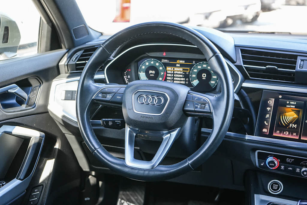 Thumbnail: 2024 Audi Q3 - 12