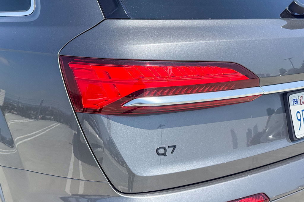 Thumbnail: 2025 Audi Q7 - 21