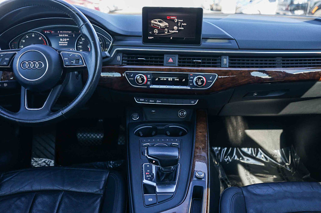 Thumbnail: 2019 Audi A4 - 9