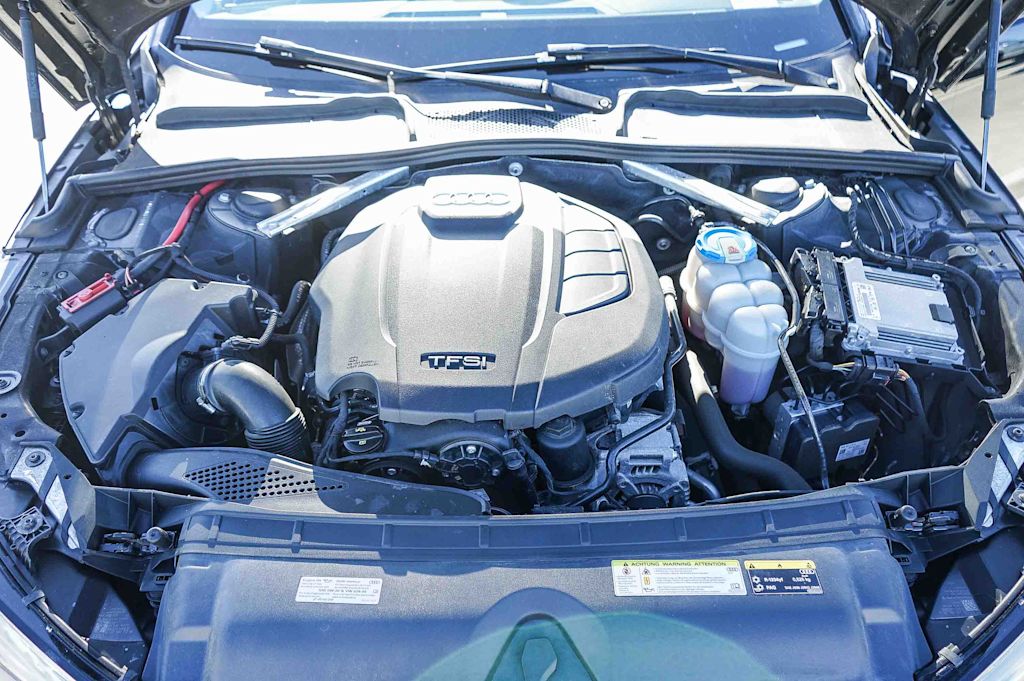 Thumbnail: 2019 Audi A4 - 8