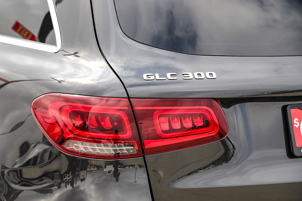 Thumbnail: 2020 Mercedes-Benz GLC - 18