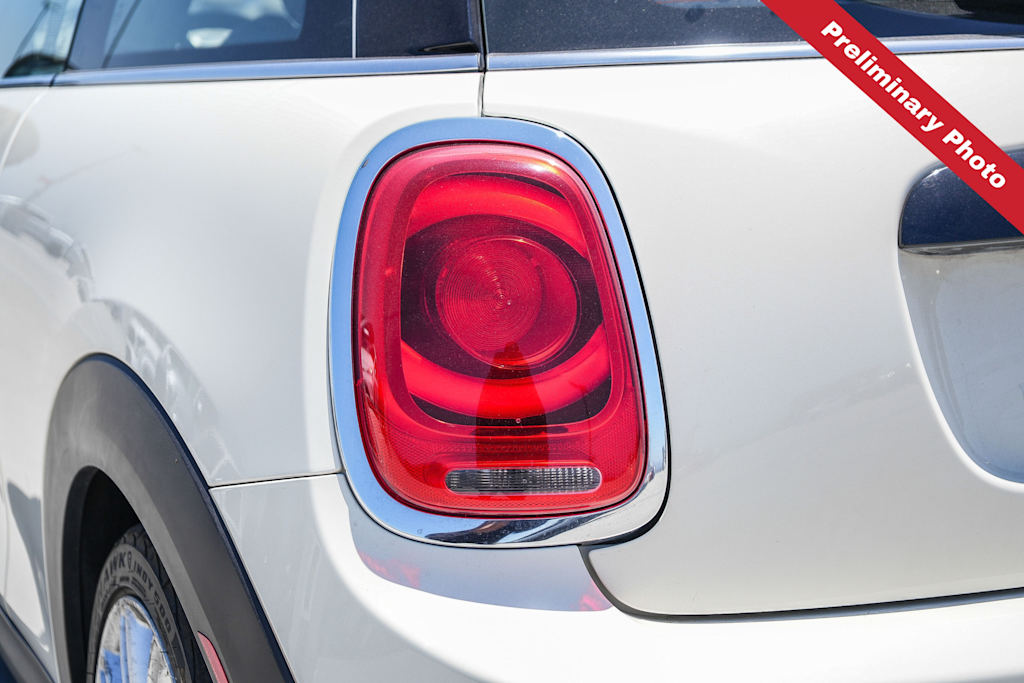 Thumbnail: 2017 MINI Cooper - 16