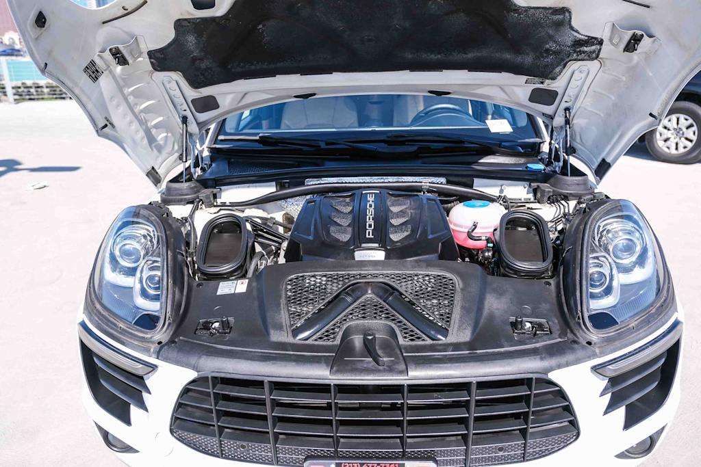 Thumbnail: 2018 Porsche Macan - 8