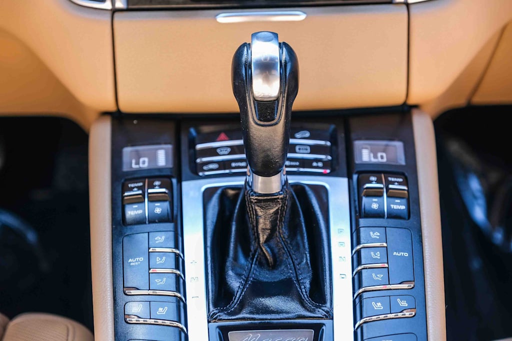Thumbnail: 2018 Porsche Macan - 13