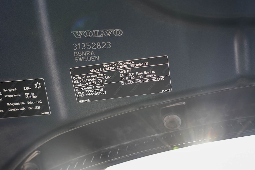 Thumbnail: 2015 Volvo S60 - 28