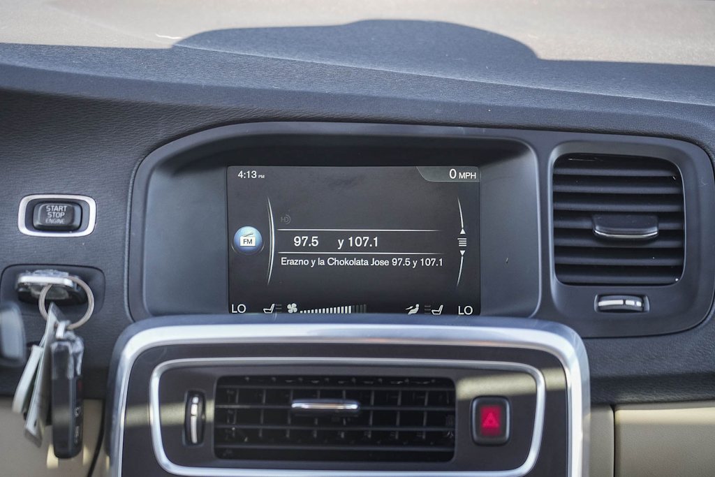 Thumbnail: 2015 Volvo S60 - 22