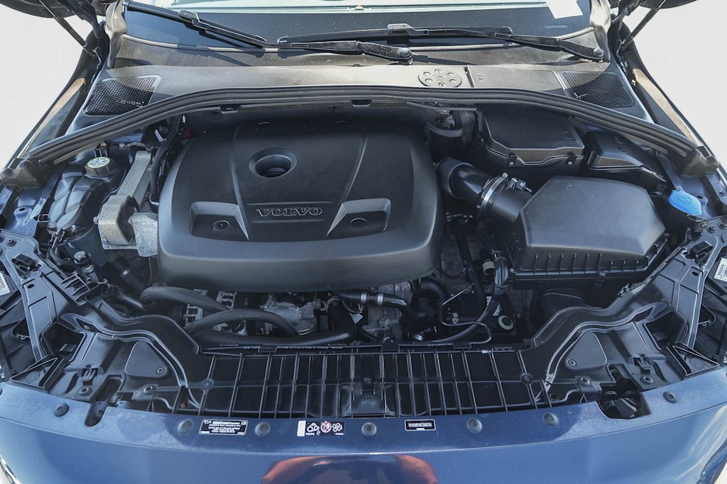 Thumbnail: 2015 Volvo S60 - 8