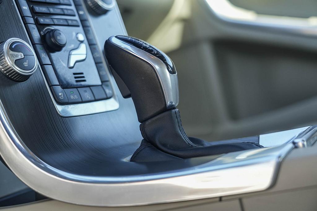 Thumbnail: 2015 Volvo S60 - 26