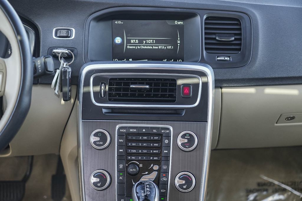 Thumbnail: 2015 Volvo S60 - 13