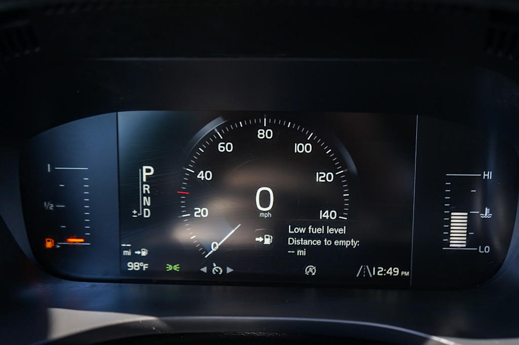 Thumbnail: 2018 Volvo XC60 - 16