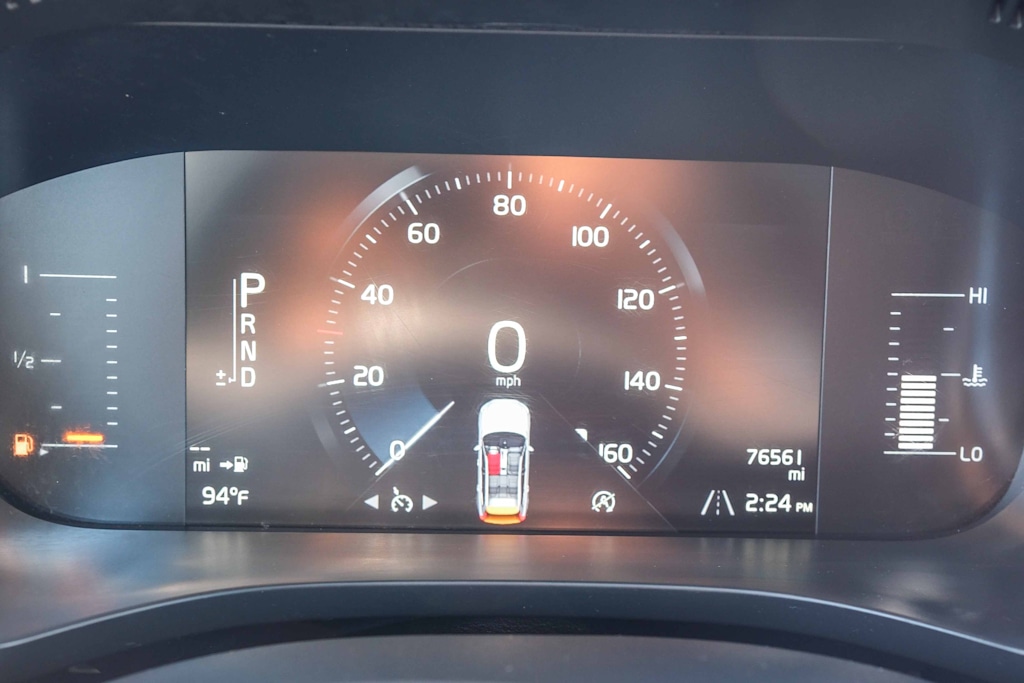 Thumbnail: 2018 Volvo XC60 - 48
