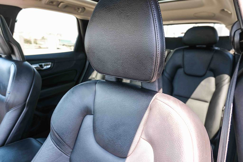 Thumbnail: 2018 Volvo XC60 - 43