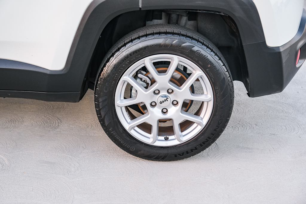Thumbnail: 2023 Jeep Renegade - 7
