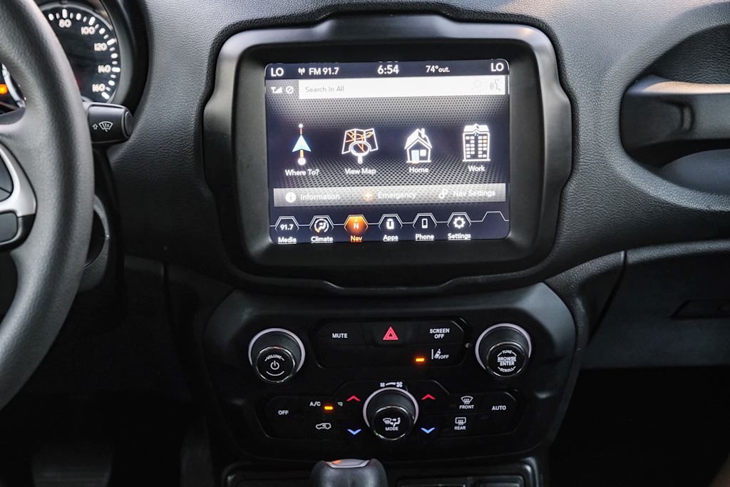 Thumbnail: 2023 Jeep Renegade - 13