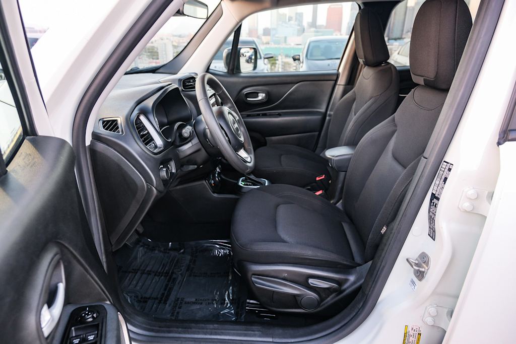 Thumbnail: 2023 Jeep Renegade - 11