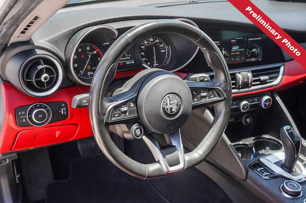 Thumbnail: 2020 Alfa Romeo Giulia - 2