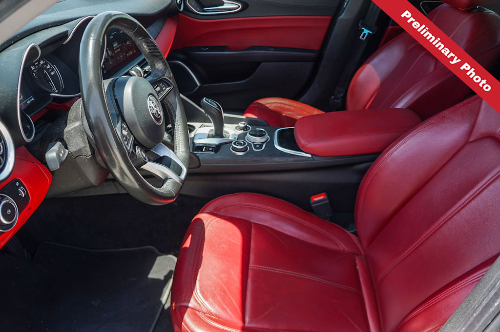 Thumbnail: 2020 Alfa Romeo Giulia - 7