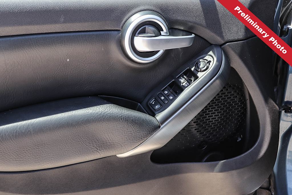 Thumbnail: 2017 Fiat 500X - 19