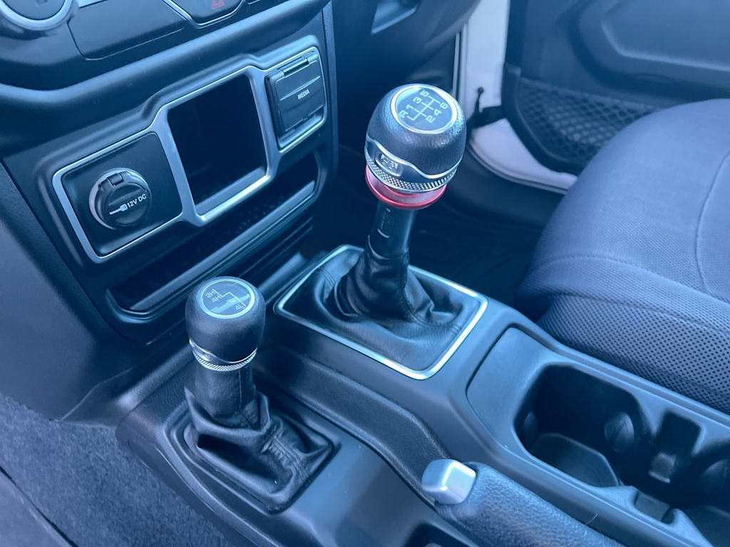 Thumbnail: 2018 Jeep Wrangler - 12